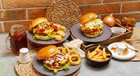 格伦-约翰逊盛赞赖斯：赛季最佳球员，皇马比赛见证水平飞跃